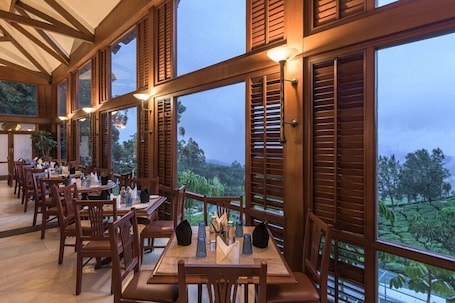 Dining. Club Mahindra Mount Serene Resort in Munnar
