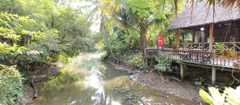 OYO 476 Ban Rimnam Resort