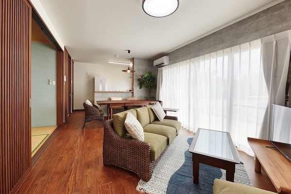 Televisión de pantalla plana