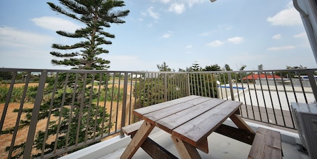 Deluxe Ev, 3 Yatak Odası (Rekibu5, Two-storied building) | Odadan manzara