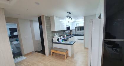 Vallas House 1301