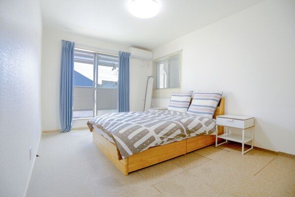 4 svefnherbergi, míníbar, straujárn/strauborð