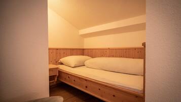 3. Bett imDreibettzimmer
