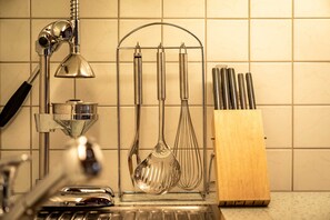 Fridge, oven, dishwasher, highchair
