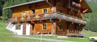 Apartment on the ground floor - Almhütte Gutwenger - Unterstalleralm