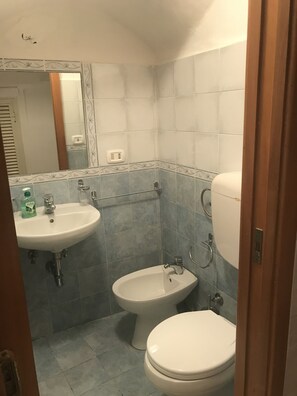 Hair dryer, towels