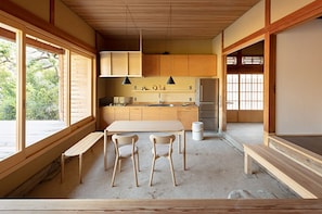 Villa, 2 Bedrooms | In-room dining - Hinui Hitohi Yasudatei (Onan)