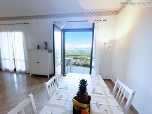 Dining - Villa Bel Panorama - a beautiful house with an amazing sea view (Portoferraio)