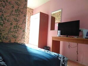1 bedroom, iron/ironing board - Dream Cube is  only about 6 mins ride to Cenang Beach and  Tengah Beach. (Langkawi)