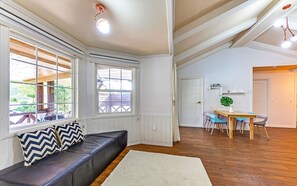 House, 2 Bedrooms (Truedy #6) | Living area | Flat-screen TV - Truedy Pension (Taean)