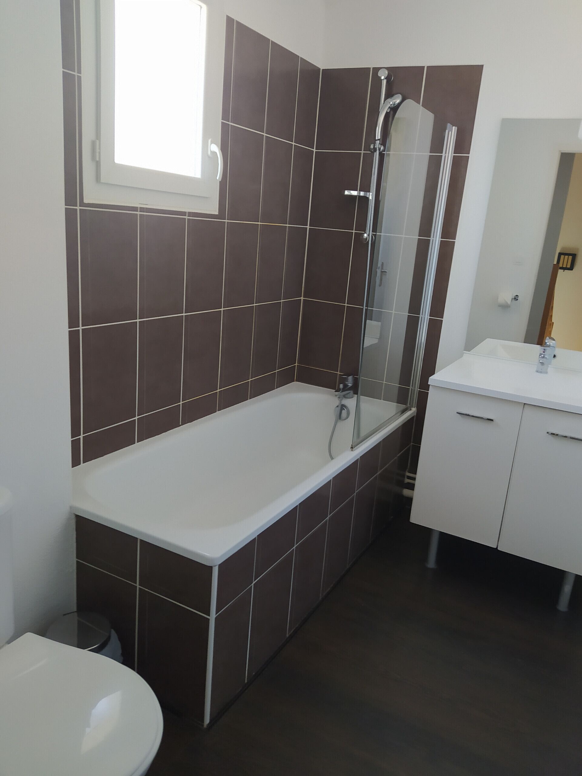 Bathtub