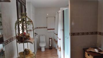 Kylpyamme, bidee, pyyhkeet