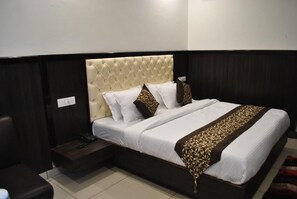 Room - Hotel Green Valley (Reasi)