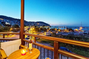 Beach/ocean view