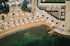 Private beach, beach bar, kayaking - Hyatt Regency Kotor Bay Resort (Donji Stoliv)