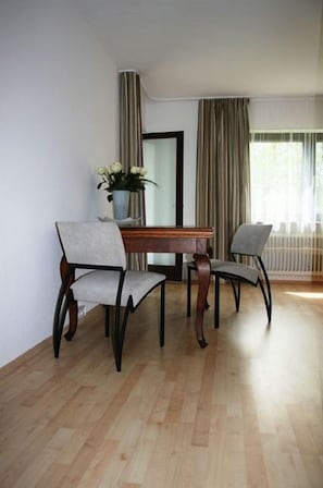 Restauration dans la chambre