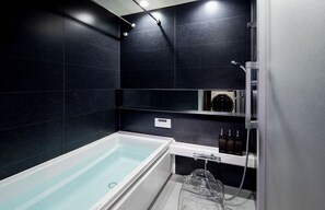Vacation Home | Bathroom | Combined shower/tub, hair dryer, slippers, electronic bidet