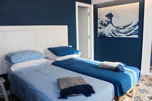 Double or Twin Room | Down comforters, pillowtop beds, free WiFi, bed sheets - B&B Le Chiavi Di Casa (Naples)