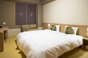 Down duvets, in-room safe, free WiFi, bed sheets