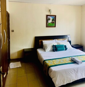 エグゼクティブ スイート | 1 室のベッドルーム、ミニバー、デスク、ノートパソコン用作業スペース