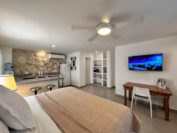 1 quarto, escrivaninha, Wi-Fi de cortesia