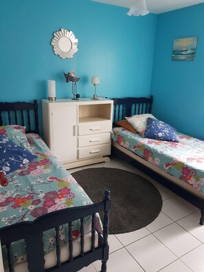 2 Schlafzimmer, Bügeleisen/Bügelbrett, kostenloses WLAN, Bettwäsche