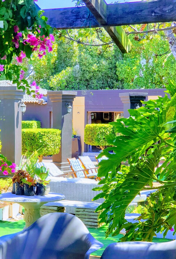 Exterior - Zwinoni Lodge (Cape Town)