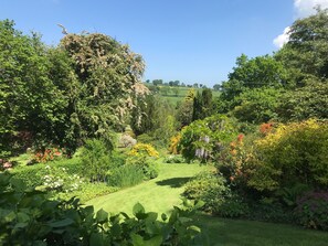 สถาน ที่น่าสนใจ