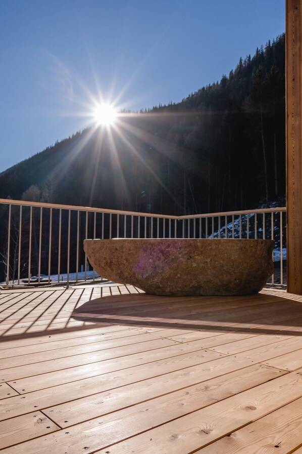 Superior Cabin, 2 Bedrooms, Terrace, Garden Area (Ankogel, incl. EUR 90 cleaning fee) | Terrace/patio