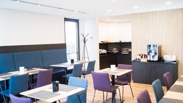 Daily buffet breakfast (EUR 17.9 per person)