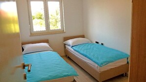 Apartment, 2 Bedrooms | Desk, cribs (free), WiFi (free) - Apartment Nevena (Omisalj)