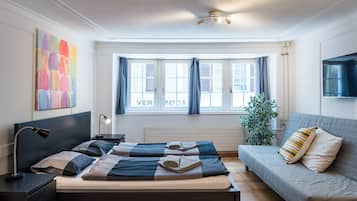 Iron/ironing board, free WiFi, bed sheets