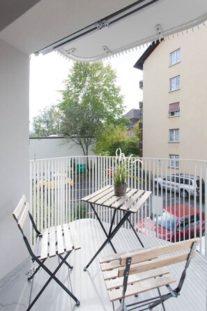 Apartment, 2 Schlafzimmer, Balkon | Balkon