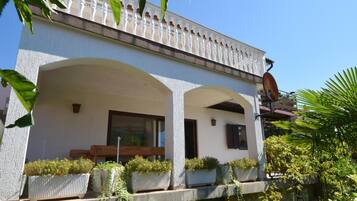 Facciata della struttura