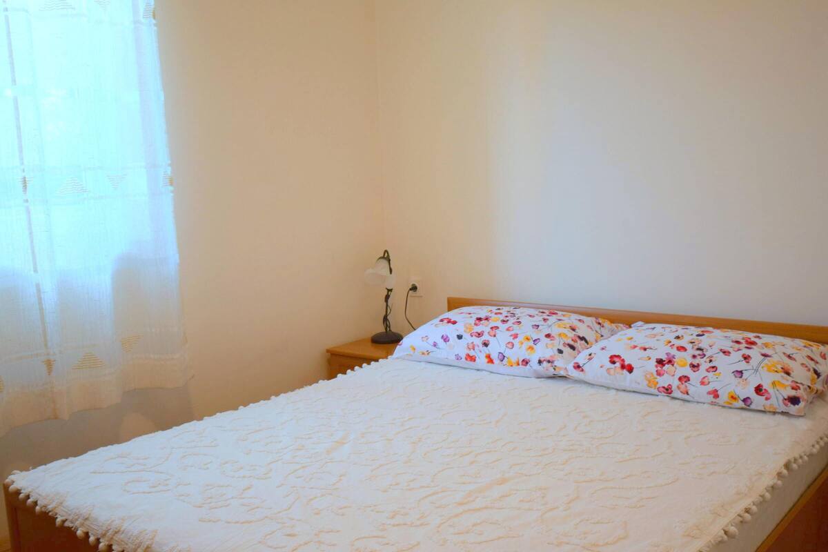 Apartamento, 1 quarto (A1) | 1 quarto, berços grátis, Wi-Fi de cortesia, roupa de cama