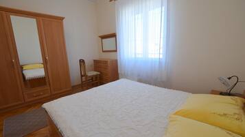 Apartment, 1 Schlafzimmer (A3) | 1 Schlafzimmer, kostenlose Babybetten, kostenloses WLAN, Bettwäsche