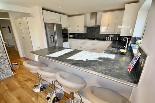 Luxury holiday home hot tub and sauna