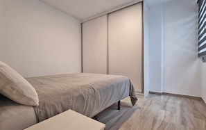2 bedrooms, free WiFi, bed sheets - Costa Azul - 3 Left (Puerto de Naos)