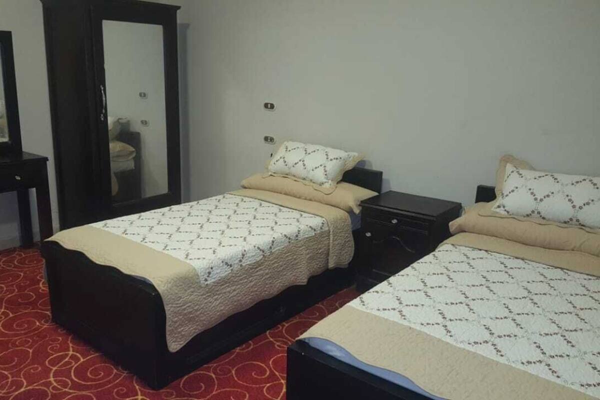 Free WiFi, bed sheets