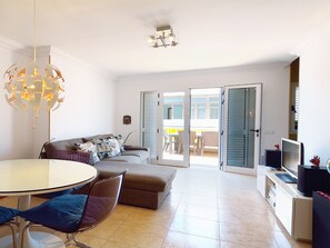 TV - Centric Home - Solarium Terrace - Sea Views (Arrecife)