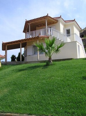 Front of property - Iliovasilema (Lemnos)