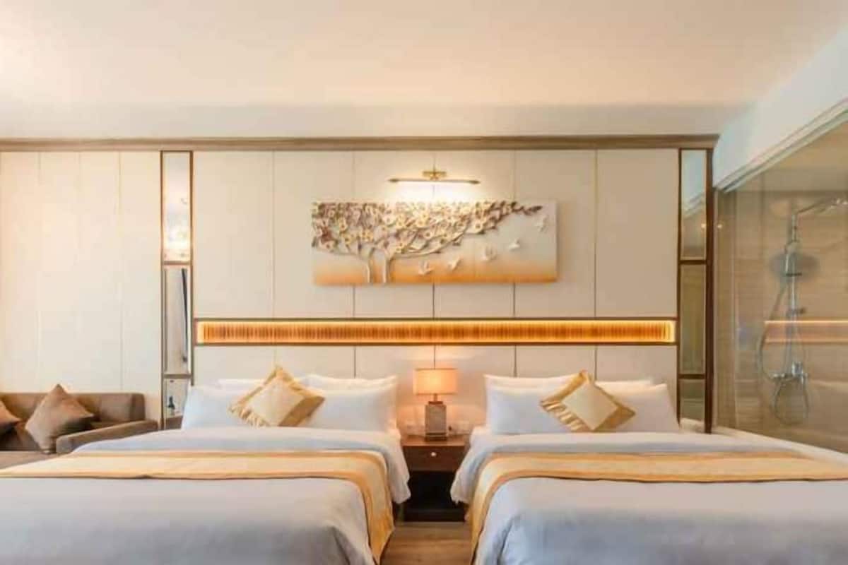 Minibar, safe på rommet, blendingsgardiner og lydisolert