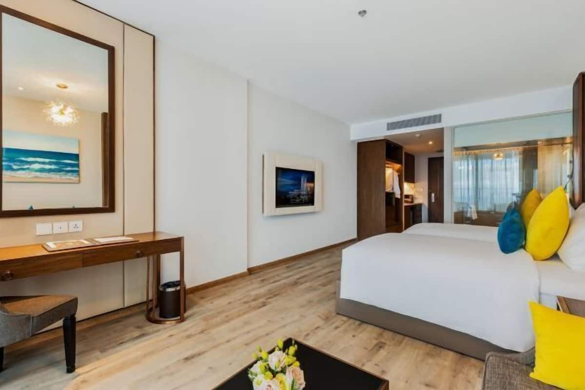 Minibar, in-room safe, blackout curtains, soundproofing