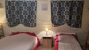 1 bedroom, free WiFi, bed sheets