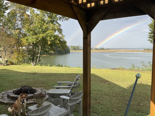 Water Views from most rooms-on the Rappahannock River