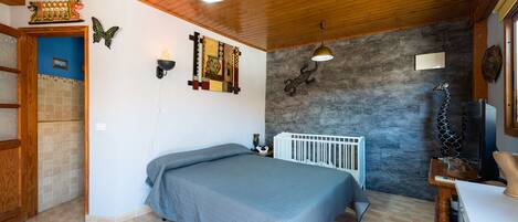 4 chambres, fer et planche Ă repasser, Wi-Fi gratuit, draps fournis