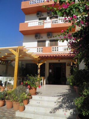 Fachada da propriedade