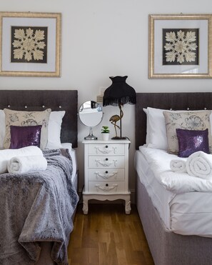 Apartment (2 Bedrooms)