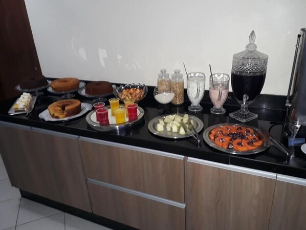 Petit déjeuner buffet compris tous les jours