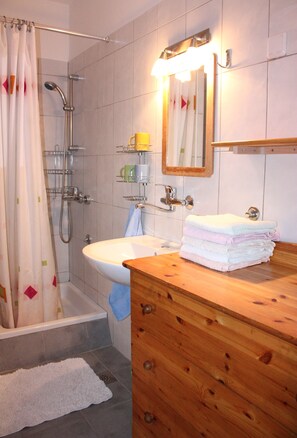 Bathroom - Dora Apartments (Pag)